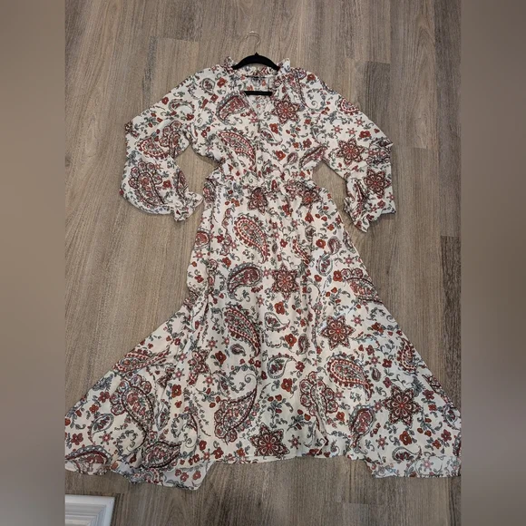 Banana Republic White Paisley Long Sleeve Dress - Picture 2 of 4